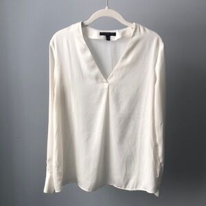 Banana Republic V-Neck Blouse Size S